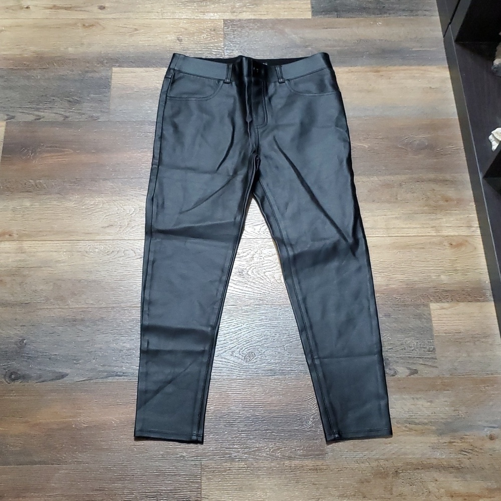 Betabrand black faux leather look pants like new